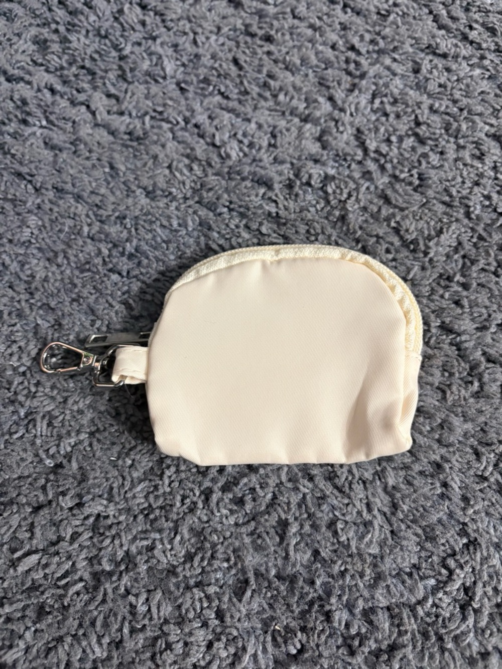 NWOT light beige colored zipper pouch keychain wallet